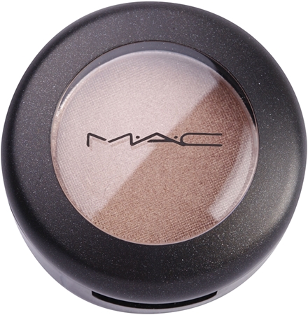 ТОП продаж: MAC Cosmetics Eye Shadow — бестселер категорії Makeup